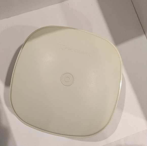 Tupperware Vintage Harvest Gold Multi Server Container 3 Pieces - Picture 5 of 6